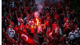 اعتقال مشجعين أتراك بعد مباراة تركيا والنمسا في يورو 2024
